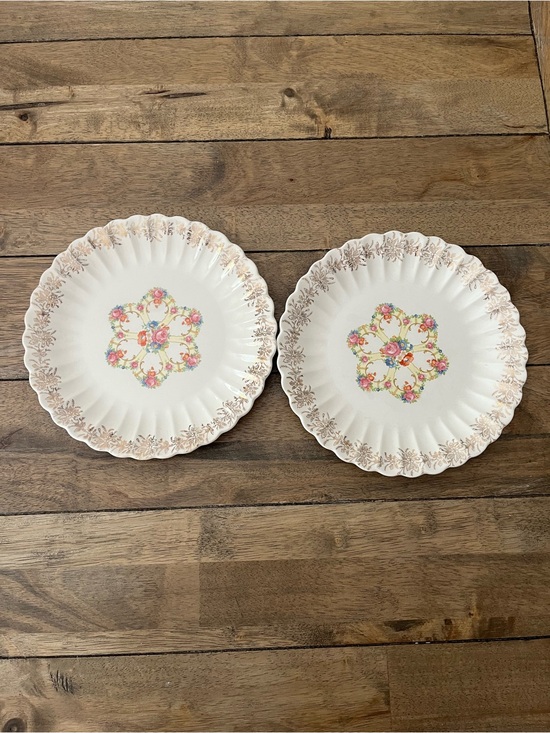 Franklinware Other - Franklinware Pink Floral Scalloped 22k Gold Trim Plates Set of 2